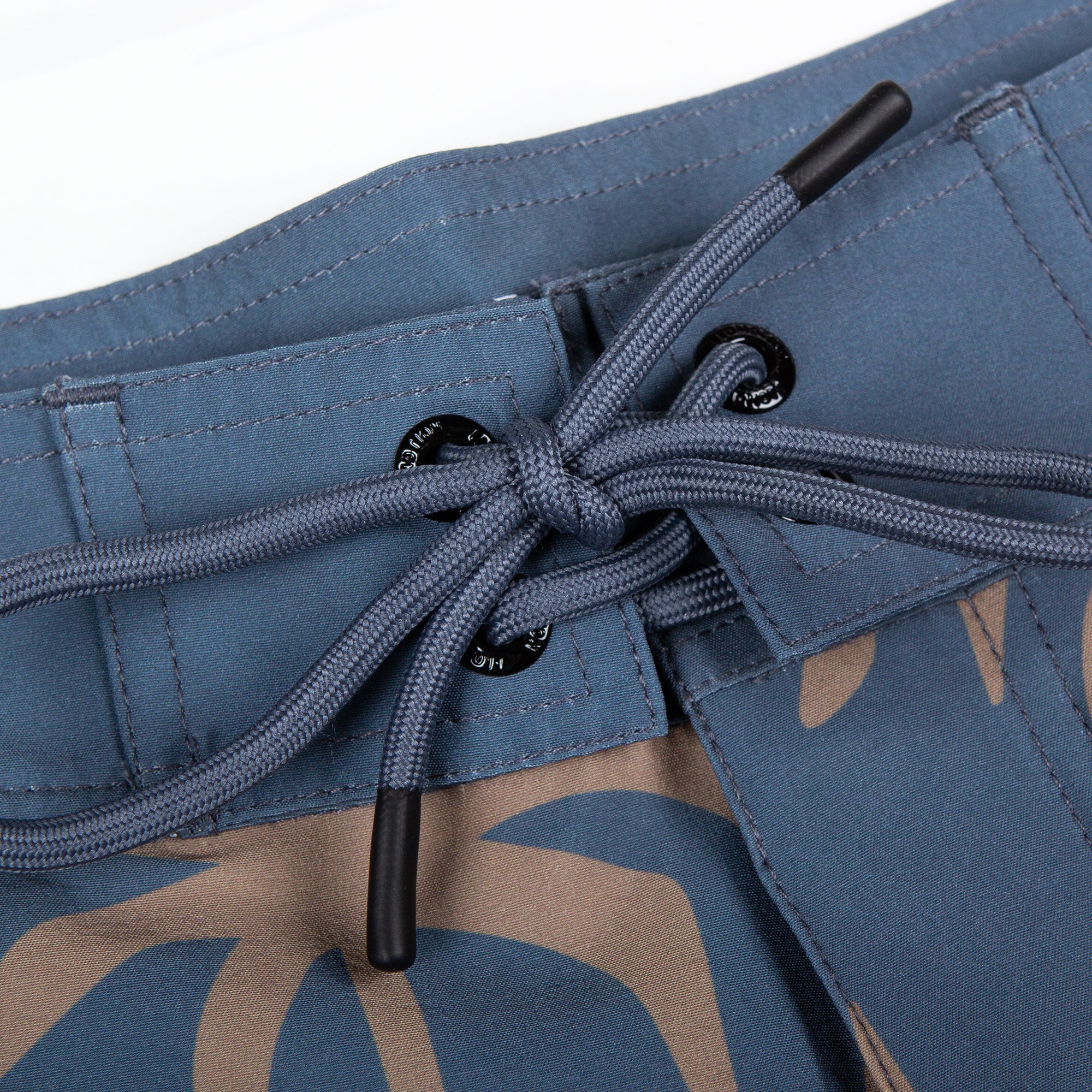 Retro Surf Scalloped Boardshort